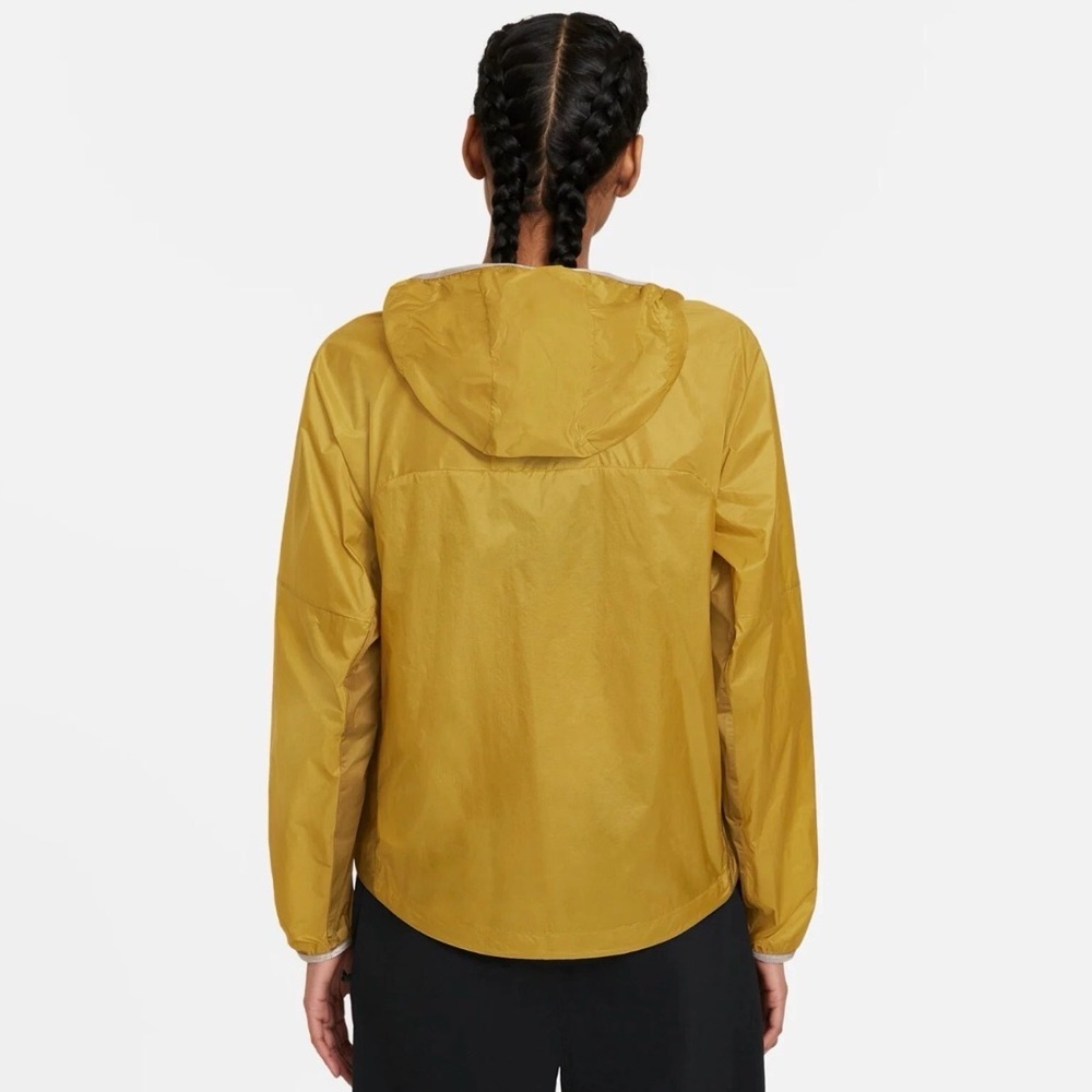 Nike ACG Yellow Hooded Jacket with White Logo - Picture 9 of 10